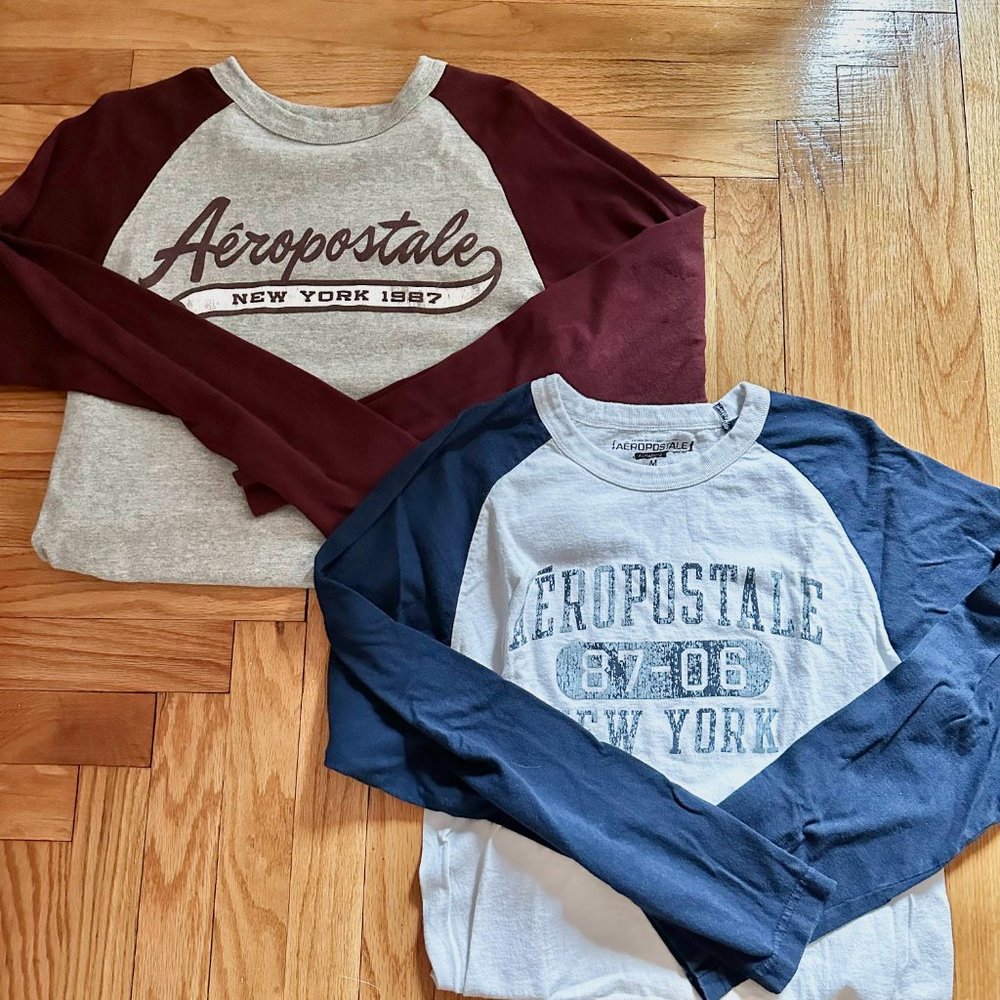 2 Aeropostale Men's Two-Toned Long-Sleeve